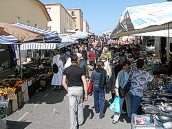 The market at Bosa on a Tuesday